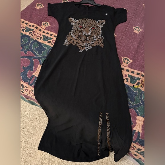 Women’s Cheetah Dress - Picture 1 of 3